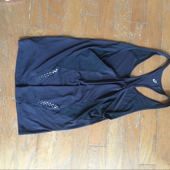 ASICS running top - Picture 5 of 5